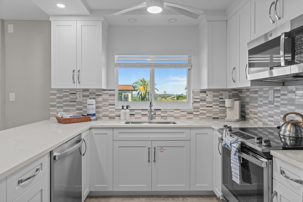 Island Beach Club P1C - image -